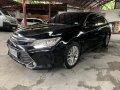 Selling Black 2015 Toyota Camry at 42000 km-7