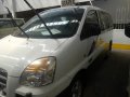 Hyundai Starex 2007 at 70000 km for sale in Quezon City-3