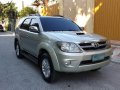 For sale Used 2005 Toyota Fortuner Automatic Diesel in Quezon City-6