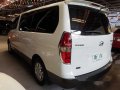 White Hyundai Grand Starex 2009 for sale in Pasig-5