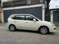 Kia Carens 2008 Automatic Diesel for sale in Mandaluyong-8