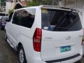 Used Hyundai Starex 2013 Automatic Diesel for sale in Manila-2