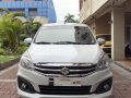 Selling Pearl White Suzuki Ertiga 2018 Automatic Gasoline-5