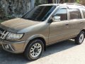 Isuzu Crosswind 2011 Manual Diesel for sale in Cainta-2