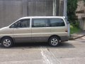 Selling Used Hyundai Starex 2005 in Quezon City-0
