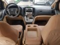 Selling 2014 Hyundai Grand Starex in Mandaue-4