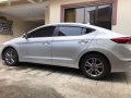 Selling 2nd Hand Hyundai Elantra 2018 in Quezon City-1
