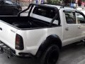 Selling Toyota Hilux 2005 Manual Diesel in Quezon City-10