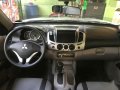 Selling Mitsubishi Strada 2011 Automatic Diesel in Malabon-2