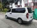 Selling Used Hyundai Grand Starex 2010 in Parañaque-0