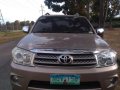 2nd Hand Toyota Fortuner 2010 at 100000 km for sale-4