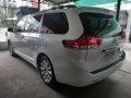 Selling 2nd Hand Toyota Sienna 2015 Automatic Gasoline at 20000 km in Quezon City-11