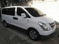 Selling Used Hyundai Grand Starex 2010 in Parañaque-2