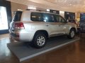 Selling New Toyota Land Cruiser 2019 in Makati-4