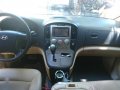 Hyundai Starex 2009 at 92000 km for sale-2