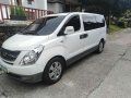 Selling Used Hyundai Grand Starex 2010 in Parañaque-1