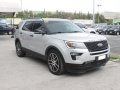 Selling Ford Explorer 2018 at 20000 km in Muntinlupa-3