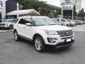 White Ford Explorer 2017 for sale in Muntinlupa-4