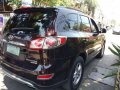 Used Hyundai Santa Fe 2012 at 80000 km for sale-6