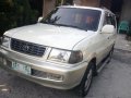 Selling Toyota Revo 2002 Manual Diesel in Lubao-2