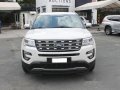 White Ford Explorer 2017 for sale in Muntinlupa-3