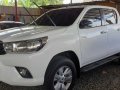 Selling White Toyota Hilux 2016 at 8800 km in Quezon City-3
