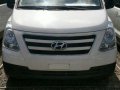 Selling Hyundai Grand Starex 2017 Manual Diesel in Cainta-6