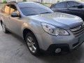 Selling 2nd Hand Subaru Outback 2013 Automatic Gasoline -5