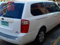 Kia Carnival 2008 Automatic Diesel for sale in Quezon City-6