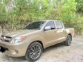 Selling Used Toyota Hilux 2006 in Consolacion-6