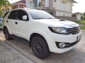 Selling 2nd Hand Toyota Fortuner 2015 in Angeles-2