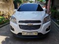 Selling 2nd Hand Chevrolet Trax 2017 in Makati-9