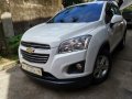 Selling 2nd Hand Chevrolet Trax 2017 in Makati-11