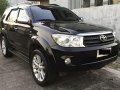 Selling Used Toyota Fortuner 2011 in Angeles-1