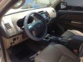 Selling Toyota Fortuner 2012 Automatic Diesel in Manila-2