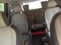 Kia Carnival 2016 Automatic Gasoline for sale in Taguig-3