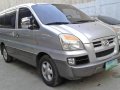 Selling Hyundai Starex 2004 in Mandaue-1