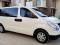 Hyundai Grand Starex 2009 Manual Diesel for sale in Mandaue-7