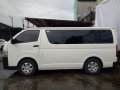 Used Toyota Hiace 2015 Manual Diesel for sale in Mandaluyong-4