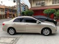 Selling 2nd Hand Toyota Altis 2012 in Manila-8