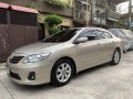 Selling 2nd Hand Toyota Altis 2012 in Manila-9