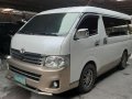 2nd Hand Toyota Hiace 2014 at 58000 km for sale-9