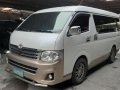 2nd Hand Toyota Hiace 2014 at 58000 km for sale-0