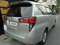 Selling 2nd Hand Toyota Innova 2017 in Quezon City-3