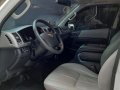 2nd Hand Toyota Hiace 2014 at 58000 km for sale-5
