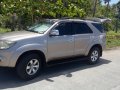 Selling 2nd Hand Toyota Fortuner 2006 Automatic Gasoline at 100000 km in Guinobatan-9
