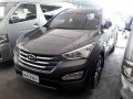 Selling Grey Hyundai Santa Fe 2015 at 84633 km -0