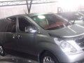 Gold Hyundai Starex 2015 at 30000 km for sale-2