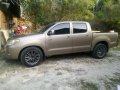 2nd Hand Toyota Hilux 2006 for sale in Mandaue-0