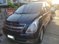 Selling 2nd Hand Hyundai Grand Starex 2009 in Manila-0